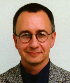 multimedia consultant