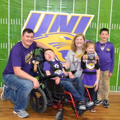 Adam_Ramthun's profile picture. Corn & Soybean Farmer, Husband, Dad