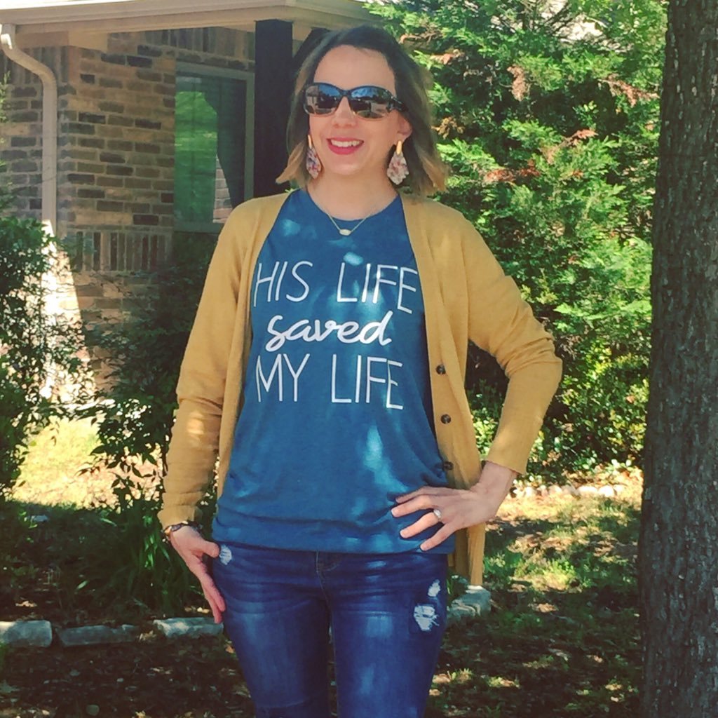 Lover of Christ, wife to Jimmy, mom to 3 amazing kids and fueled by Plexus.