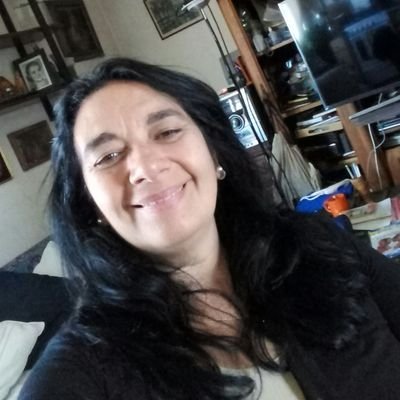 Patricia Rebour. rebour1966@hotmail.com
Montevideo, Uruguay
Profesora de Literatura