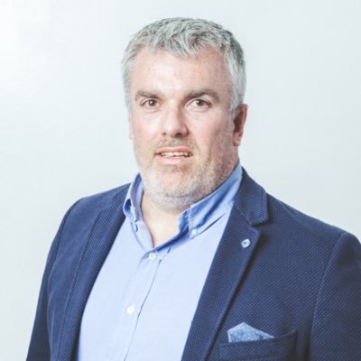 key account manager chez RS Components , expertise électronique et Test & Mesure,marchés:industrie, recherche , enseignement .