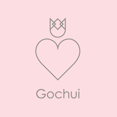 Gochui公式ツイーターです ♥ママであるすべての女の子がありのままでいられるように支えたい  Rakuten:https://t.co/N6AqAuJecG 
Wear:https://t.co/v6klmyireH