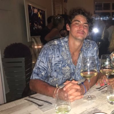 zambelloga's profile picture. 