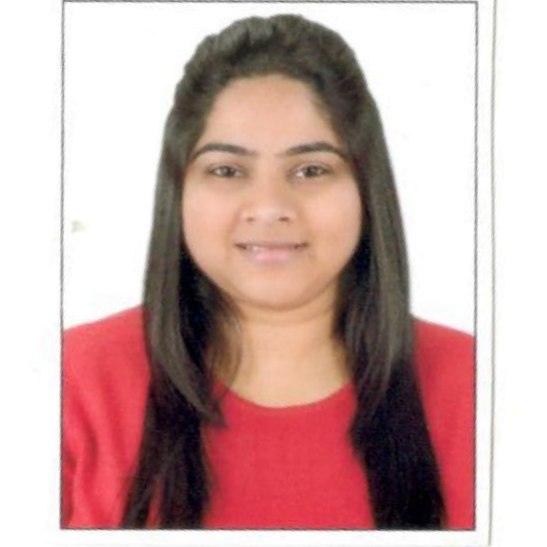 Dreamer, Traveller, loves family, foodie at heart.