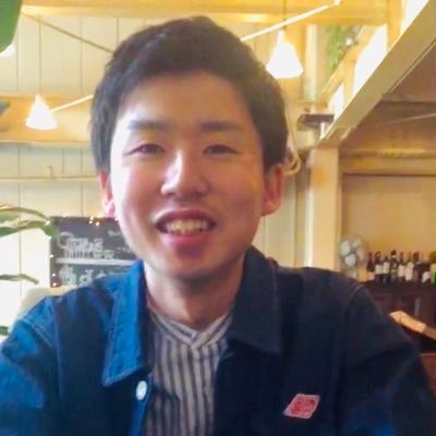 y_mochann's profile picture. 