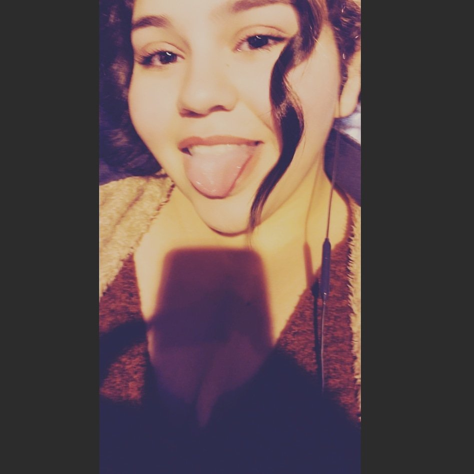 I'm not normal 👽👻
follow & ill refollow M.V & C.V 👸🤴
I - XXXI - MMXVIII ❤💍