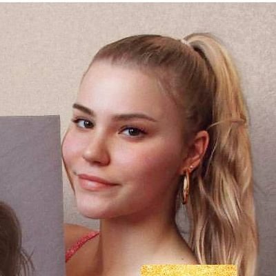 Koz yoshlari bilan qopol va qattiq becerdin Voyaga etgan, gozal qora tanli ayollar porno fotosuratlari