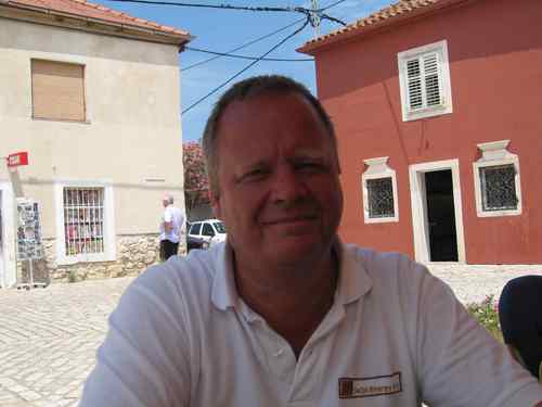 martinvangijn's profile picture. Pensioen, schrijver van binnen aardse beschaving, Liefde is niet gewelddadig,https://t.co/T47k52UtAd, https://t.co/qr6CPvS3Jo praktijk MVGHealing practice