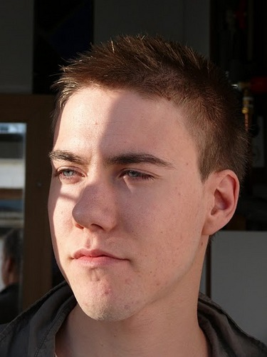 Deploy and finetune LLMs easily: https://t.co/SMYFJFbeTv
