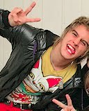 fãs que são loucamente apaixonadas pelo @thomasrestart ♥