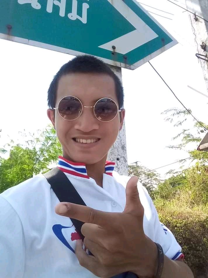 KwukS4HoSFlc8cB's profile picture. 