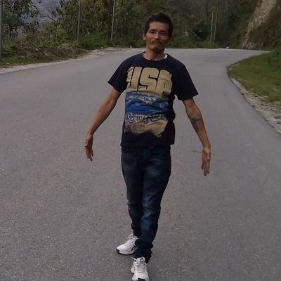 StsSonam's profile picture. 