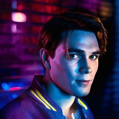 I'm the most friendliest Jock in Riverdale and amutual friend of the south side serpents