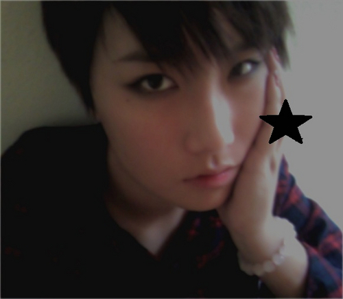 is a star chaser ^___^
