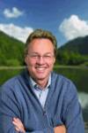 I am a dentist who helps mature adults who have complex dental problems. My goal is to provide excellent care that our patients need and want. I love my job!!!