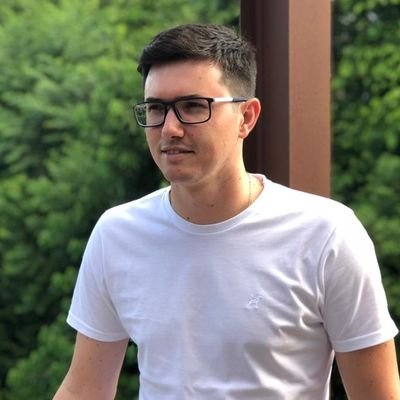lucasscarduelli's profile picture. Desenvolvedor, professor, goleiro de aluguel e cofundador do @convoque_me