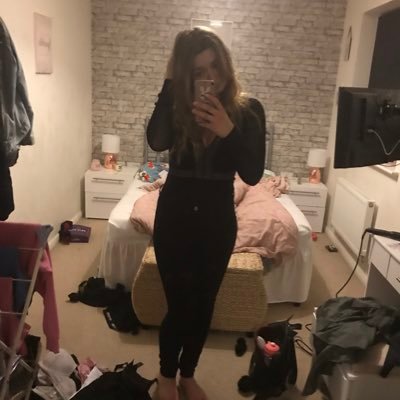 JessTMBx's profile picture. Fairly average. 24. Still obsessed with One Direction...