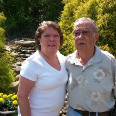 Grandma to 7 grandchildren, Mom to 3 Kids and a Wife to Dale!