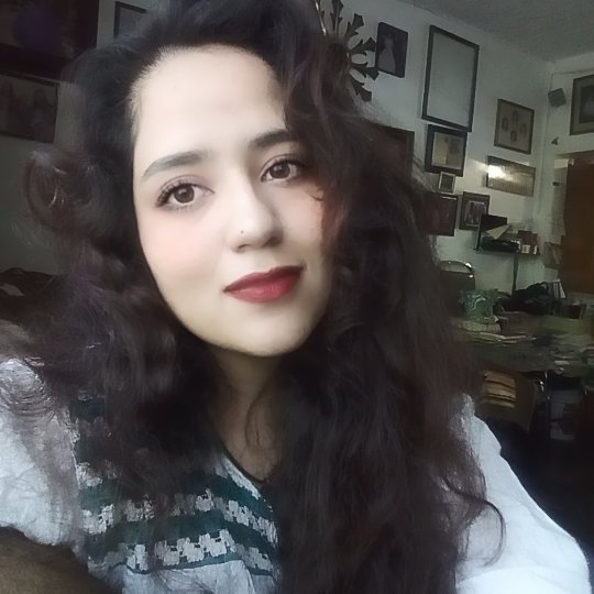 Me gusta cantar;
21 años;

insta:vickapalomas97