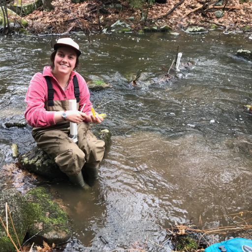 Graduate student and place-based researcher @UofNH studying aquatic biogeochemistry. 🏳️‍🌈 in STEM. she/her.