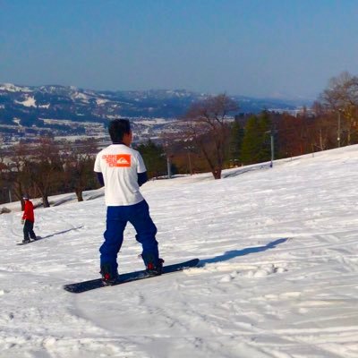 年中スノーボード🏂及びサラリーマン🤵