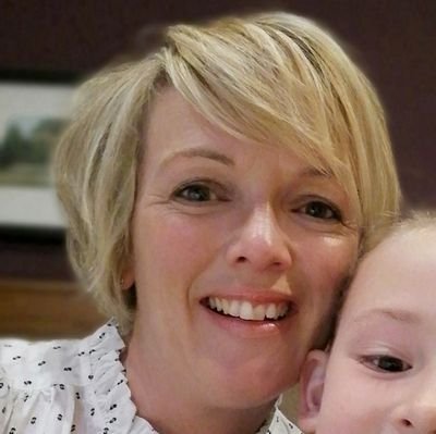 Mum, Wife, Primary School Teacher, living and working in Berwick-Upon-Tweed...Football Follower! ⚽🖤💛