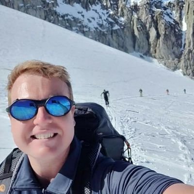 Views (mostly) my own, the odd few to keep things stirred up and interesting.
Current Affairs 📰 | MilTwitter🪖 | PME📖 |Freemasonry🤝 | Ski Touring 🗻