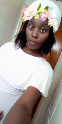 TwalaMbali's profile picture. .......