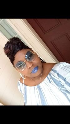I'm a cool sexy ass individual who love to have fun