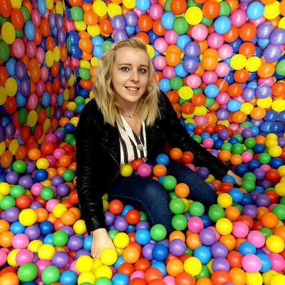 LauraBird28's profile picture. 