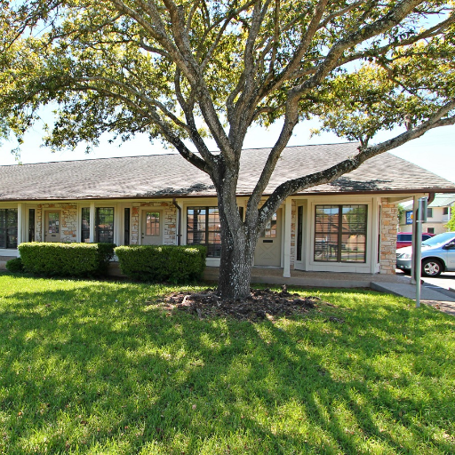 With 36 years of expertise in residential sales, property management, and leasing, Bettinger Realtors have your real estate needs covered.