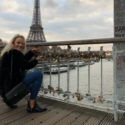 elainemulligan_'s profile picture. 