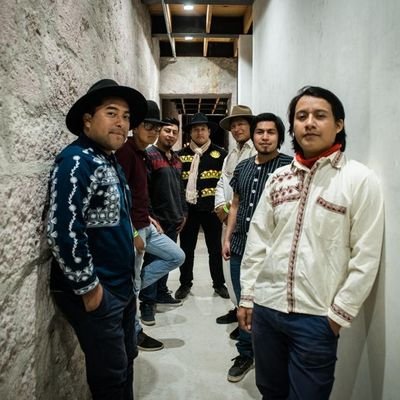 Músicos de Santa María Tlahuitoltepec. Funk-Balkan-Jazz-Suun