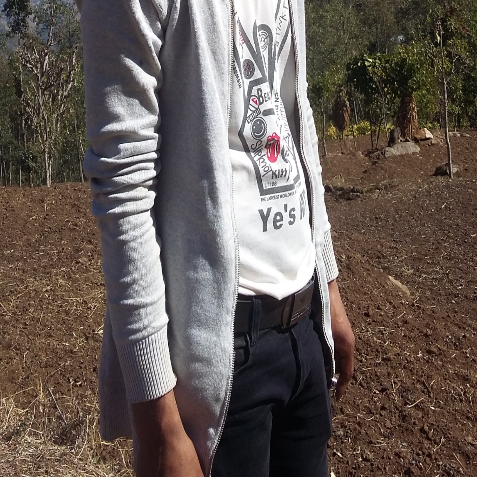 weedness40020's profile picture. जिन्दगी त खेलौनै भो ???