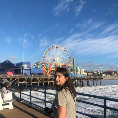 IsabelQuintal_'s profile picture. 