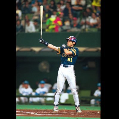 オリックスを応援しています。98年頃から父に連れられて観戦が始まりました。 野球歴は小、中、高、大と16年間。 好きな選手はイチロー、小川博文、クデソン、大島公一、谷佳知、川端崇義と坂口智隆。今は中川圭太です。