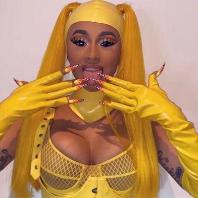 hating is cheap, not my material #bardigang 💛🖤STREAM CLOUT AND PLEASE ME👅... https://t.co/T2yhmcC8ZC