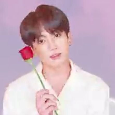 NoyolaIbon's profile picture. bts 
100 % Latina  💜💜🤣🇮🇹