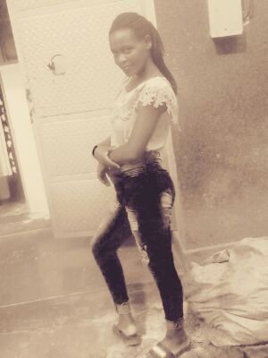 mariaoze1's profile picture. 