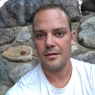 52_ja's profile picture. Very little is needed to make a happy life; it is all within yourself, in your way of thinking - Marcus Aurelius...living on the prairies, music, and lake life.