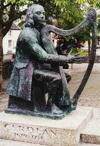 I am a poor blind harpist from County Meath, now in Ballyfarnon. I compose melodies for those I love and those I loathe. My mastery on the harp is renowned.