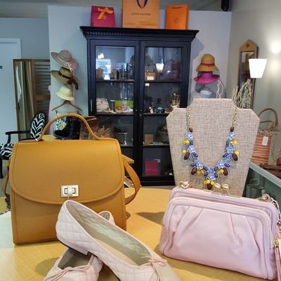 fantasiaconsign's profile picture. Chic recycling center!
CT Consignment Boutique featuring women's clothing, designer handbags, jewelry and fashionable accessories.