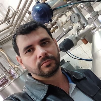 Sou um profissional da Área de Automação, no setor de lácteo!