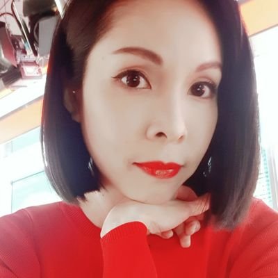 News Anchor & Editor @ChannelNewsAsia
Certified Specialist of Wine (CSW)