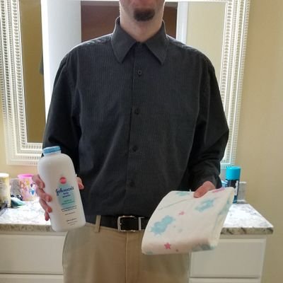 Mid 30s Daddy thats genuinely passionate about the deep bond of the Daddy/Baby Girl relationship & lifestyle. FetLife: DreamieDaddy #ABDL #DDLG #CGL