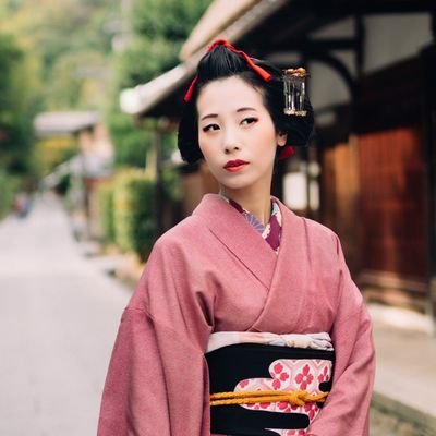 cotocotton_'s profile picture. 日本髪を結う人 / 結髪師 / 京町家スタジオ「京織雪」店主✨ @kyo_oriyuki 
自分の日本髪も自分で結ってます✨
着物は普段着👘
Kyoto / Japan
被写体になってる作品たちは主にInstagramに載せてます✨→@ coto.cotton
雑賀衆の末裔