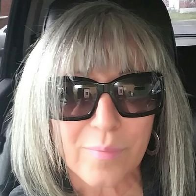 Christian Author/Artist Mom/Glam-ma Children's books/art workshops giving all Children A Voice. Maria travels to schools and events for StoryTime with Maria