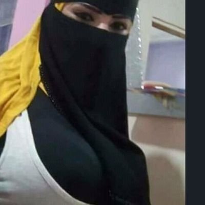 كن كما تكن فاالكل في التراب مدفون