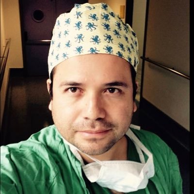 Urólogo. Doctor en Ciencias (PhD). Master en Investigación. Máster en Oncología Urológica. Máster en Andrología y Cirugía Reconstructiva. 🇭🇳🇪🇸