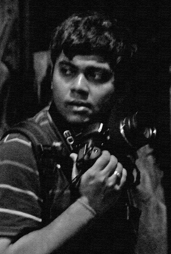 Sr Telecom VAS Professional & Freelance Photojournalist. Also heavily into Travel & Creative Writing. One photography book published so far!